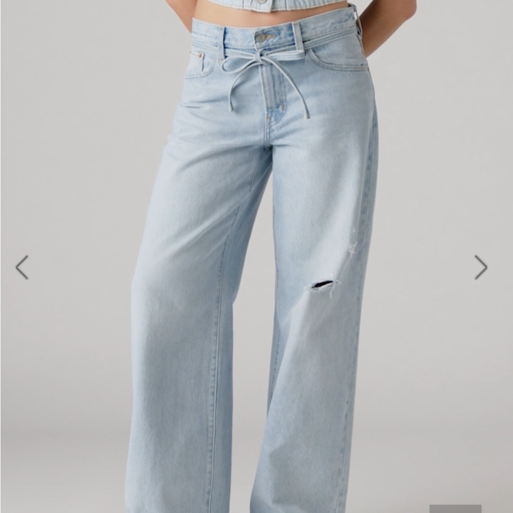 Levi mid rise straight no belt Light Blue Women's Jeans